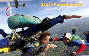 Une seule école de parachutisme en Finistère.!